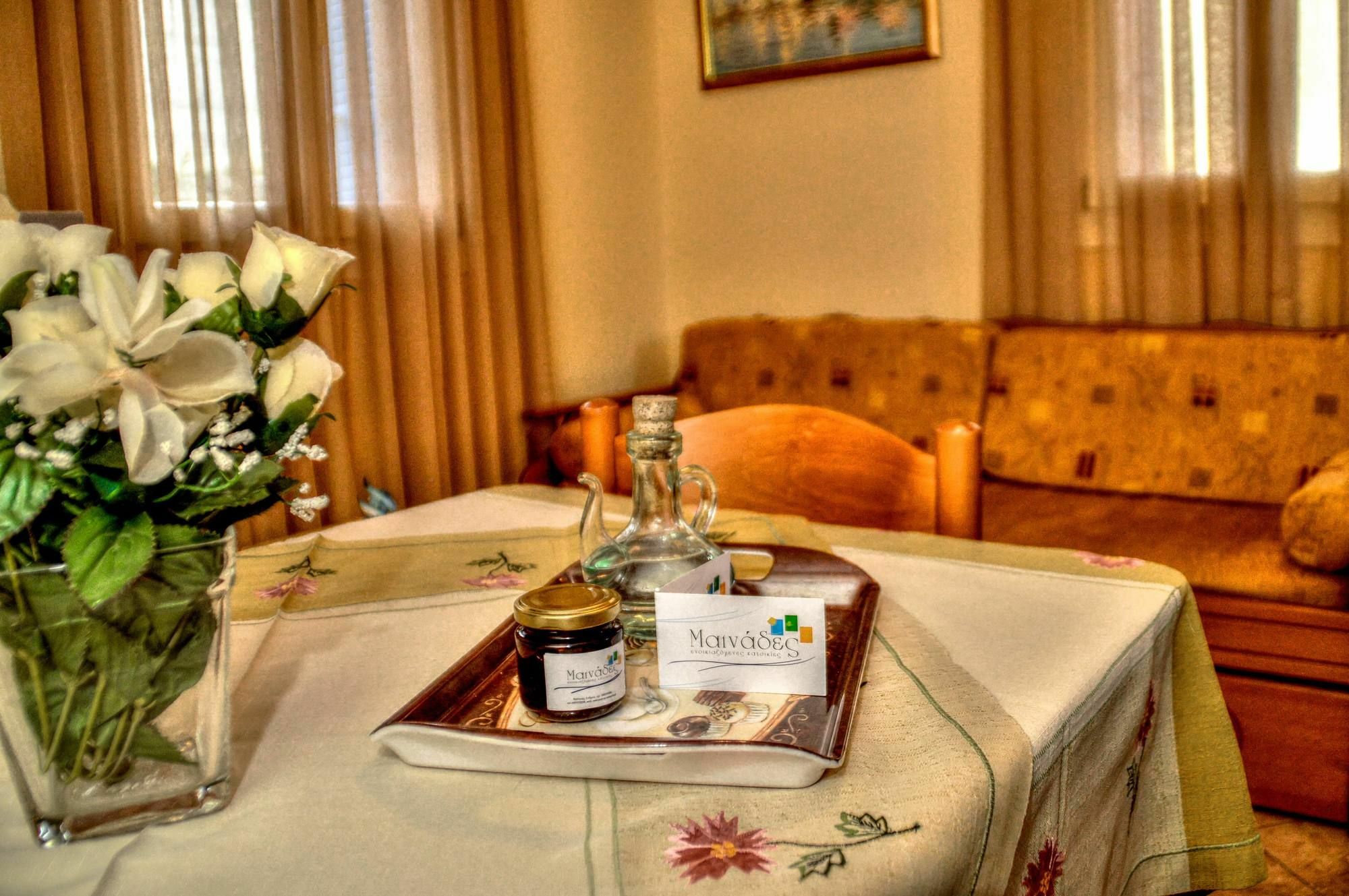 Mainades Maisonettes & Studios Menites Экстерьер фото